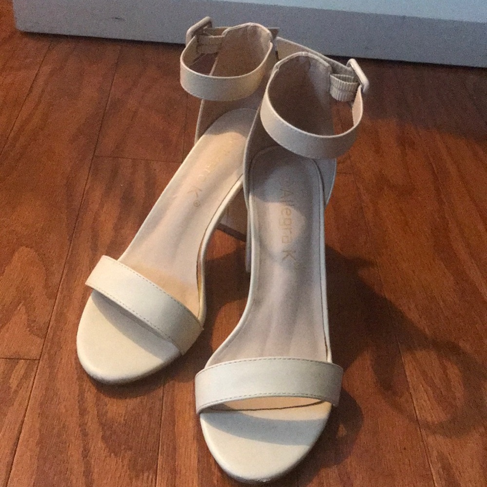Women's Cream Block Heel Sandals